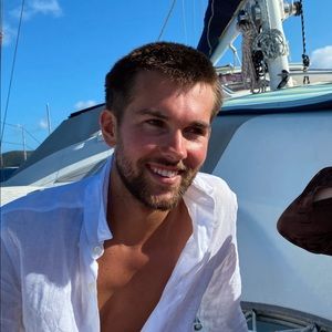 Meet your Posher, Chandler